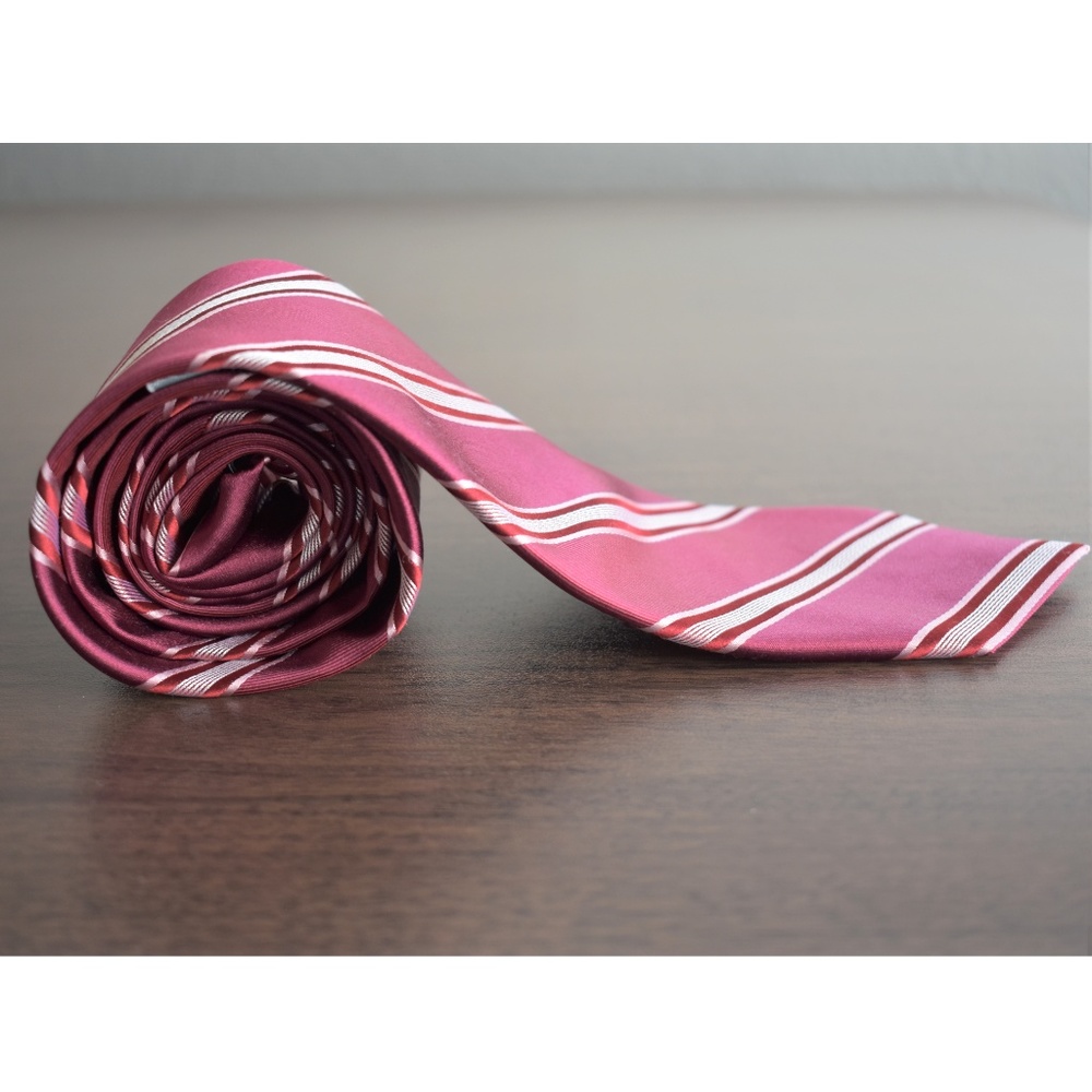 DKNY striped tie in Red